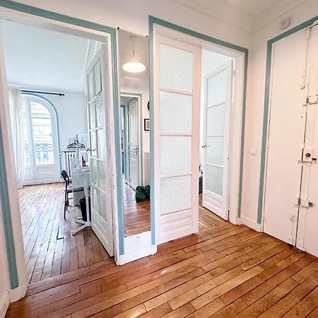 House Of Seine Homestay Paris
